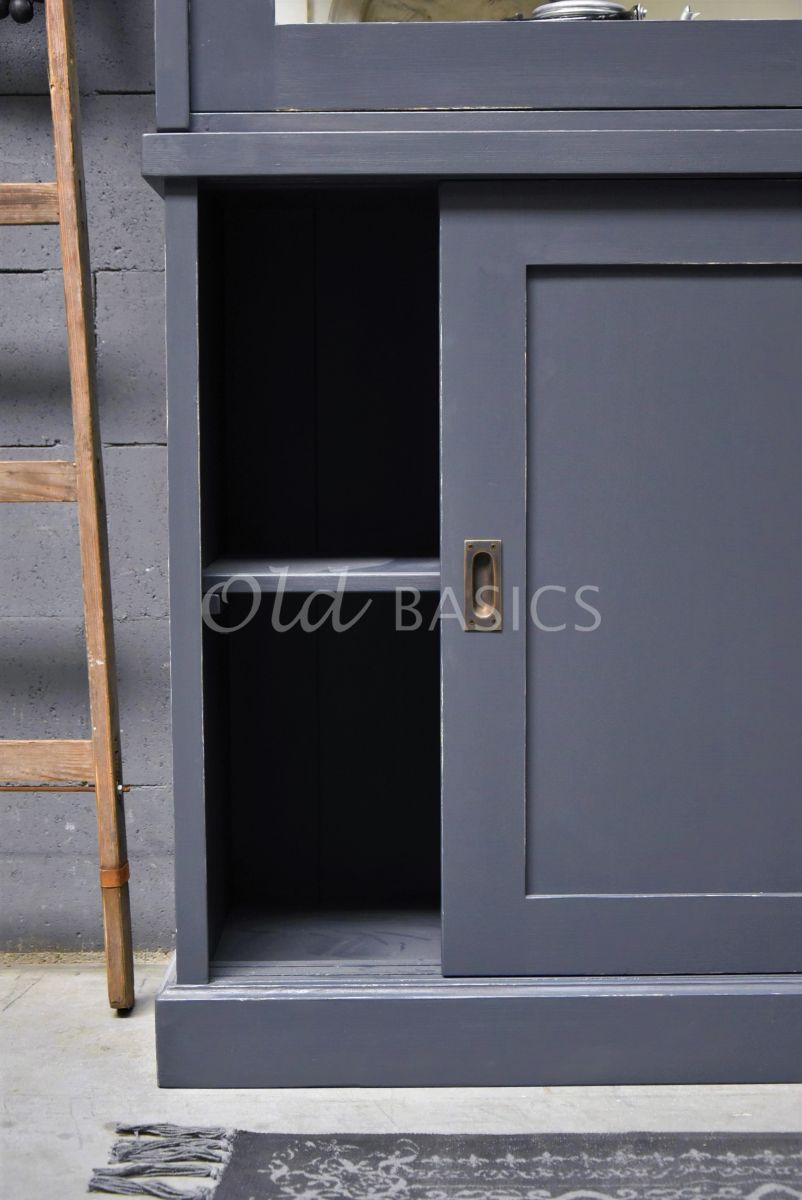 Detail van Universiteitskast, 2 deuren, RAL7024, grijs, materiaal hout